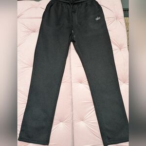 ALO Yoga Women's Black Jogger Sweatpants Soft Lightweight Active Athletic